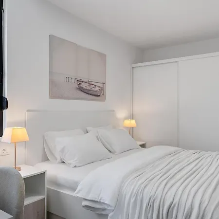 New River Hills With Heated Pool With Hydromassage, Gym Holiday home